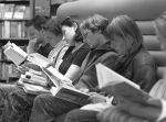 People-reading-books-photography17