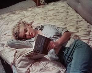 Marilyn reading3