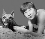 dogs-puppies-hollywood-stars-photos.sw.8.ss04-shirley-maclaine-hollywood-dogs