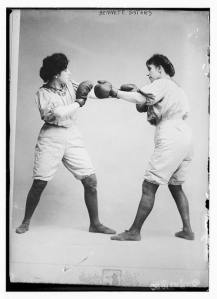 Bennett-sisters-vintage-boxing-womens-sports-management-degrees-online