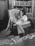 martha-holmes-actress-buff-cobb-reading-comic-books-at-home