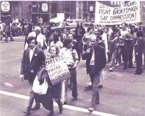 morty-jeanne-manford-1972-d1af71c54b419cd5803f30251d62031f2a4db4b3-s6-c30