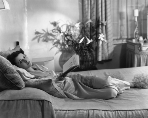 Vivien Leigh reads