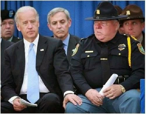 Joe-Biden-wandering-hand