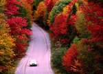 driving-through-spectacular-new-england-fall-foliage_cs