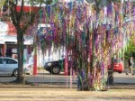 Mardi-Gras-bead-tree-deedeeflower-22452394-500-375