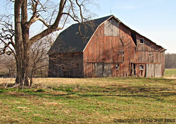 Old barn near Yorktown, Indiana