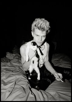 David Bowie with cat