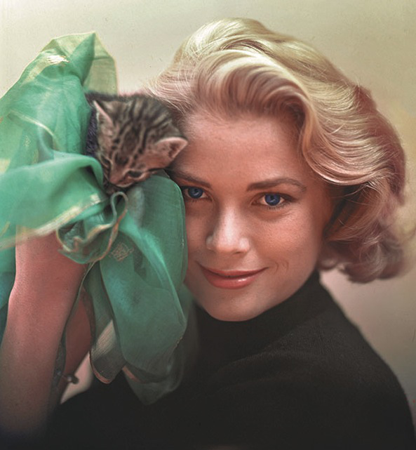 Grace Kelly with kitten