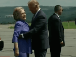biden-hillary-hug-640×480