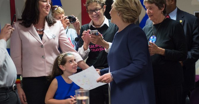 hillary-girls