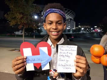 Hillary writes excuse for boy who missed school to go to her rally in Cincinnati.