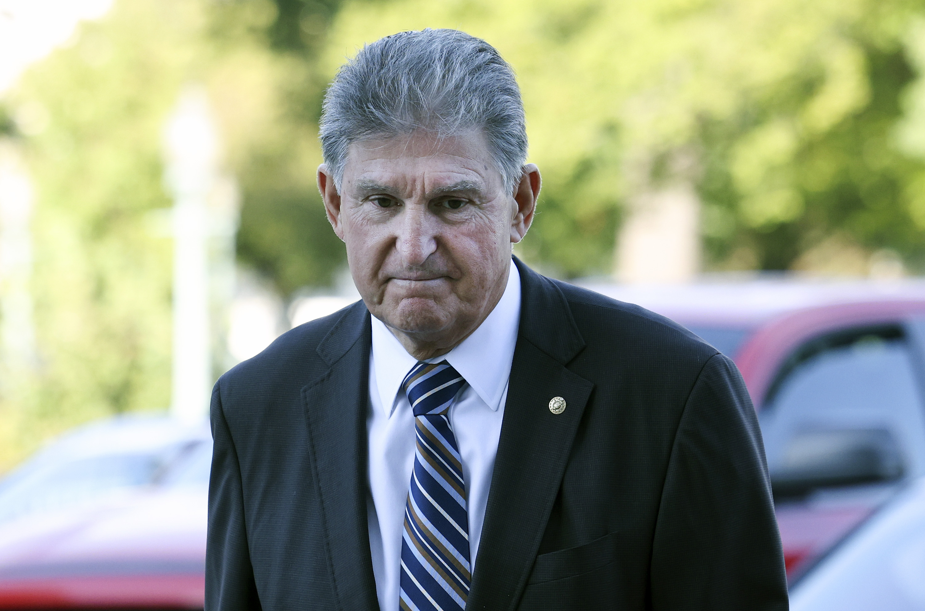 joe-manchin-arrives-capitol