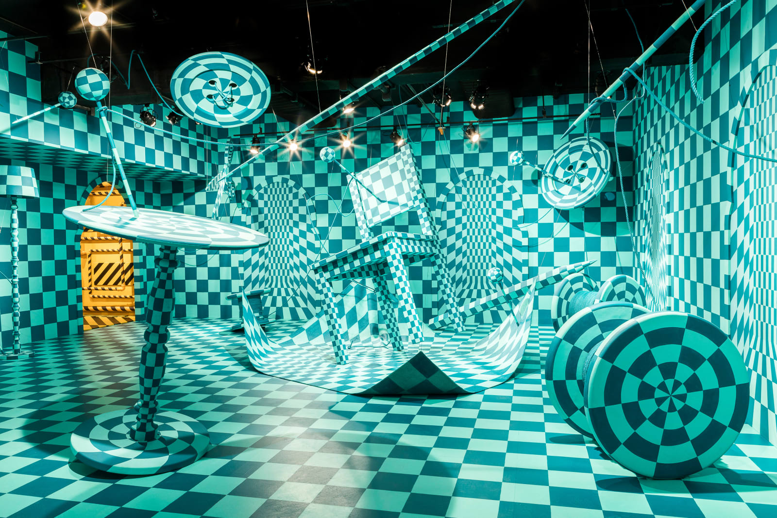 JeeYoung Lee, Panic Room, 2010