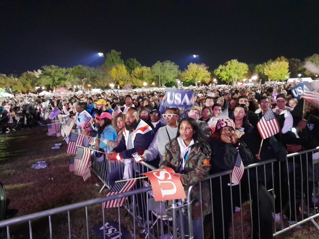 Harris-Ellipse-crowd-1024x768